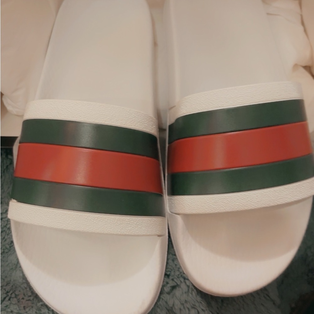 Gucci pursuit slides 7m/9w great condition - Picture 8 of 8